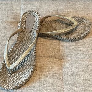 Ilse Jacobsen sandles size 8 new never worn